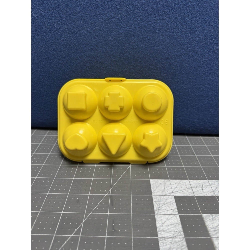 Tomy Toomies Hide & Squeak Eggs Vintage Toddler Toys Matching Sorting Learning - Picture 5 of 6